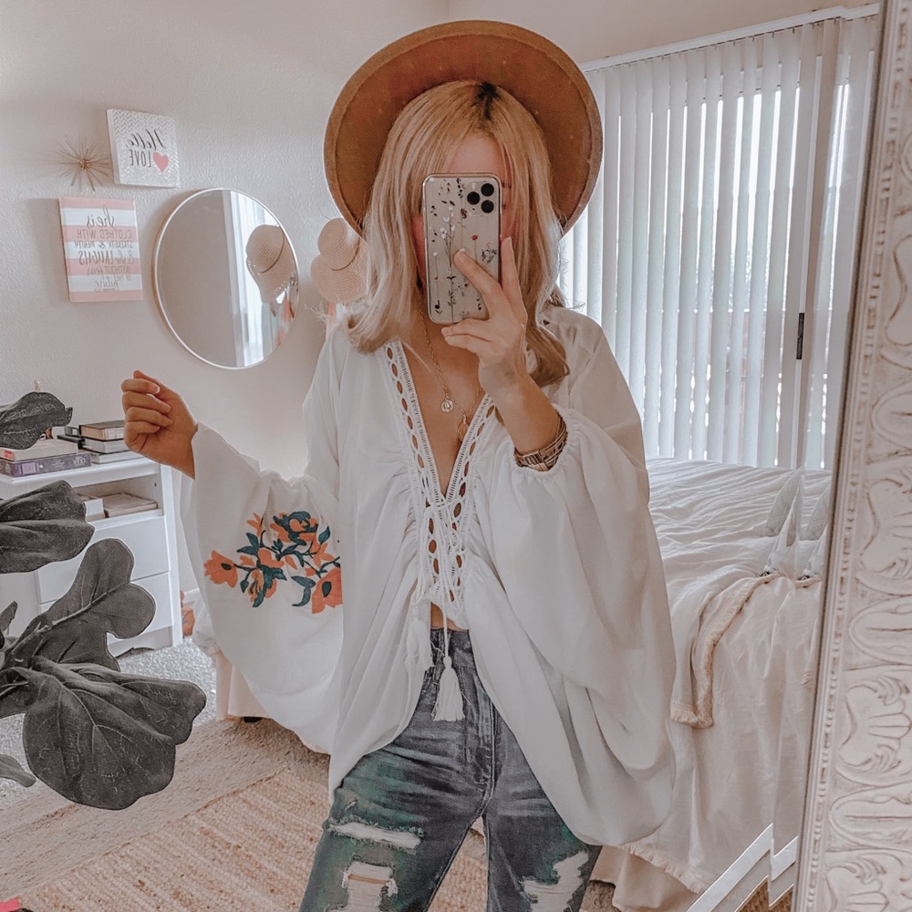 Oversized White Crop